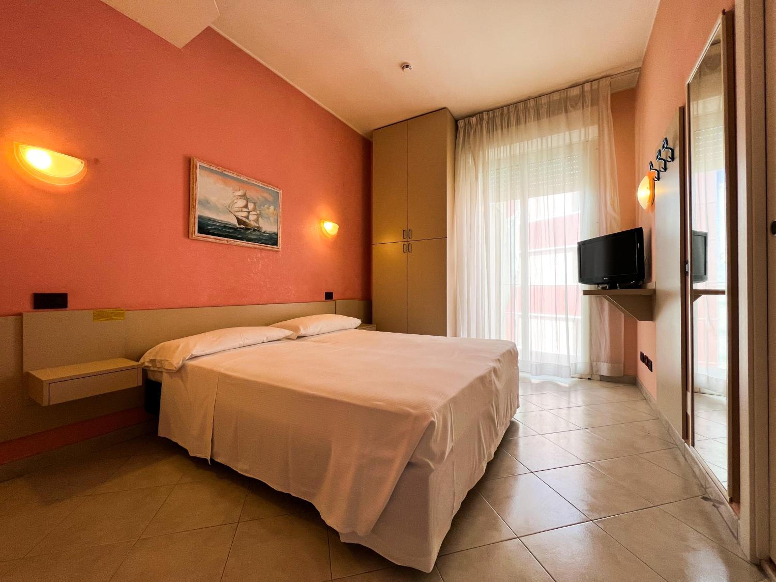 Hotel Soleblu 13/100