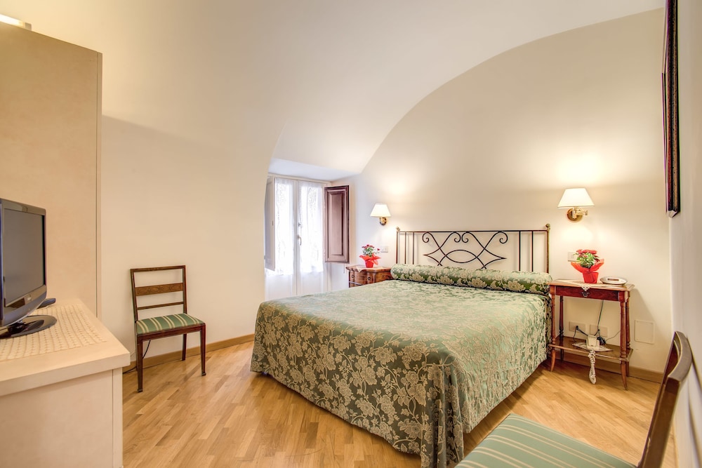 Navona Gallery Suites 17/50