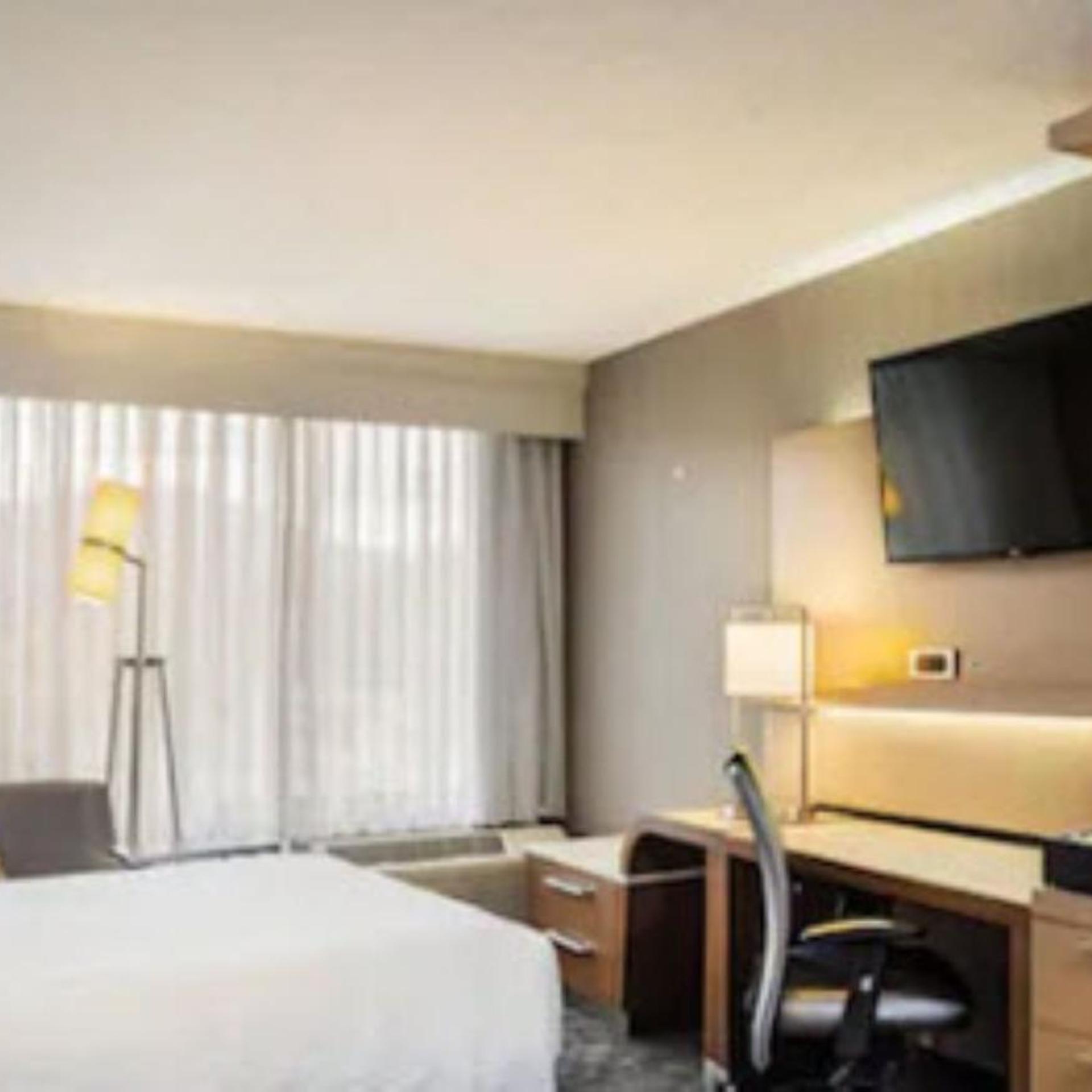 Room, Single, Accessible, Courtyard By Marriott Riverside Ucr Moreno Valley Area 3/6