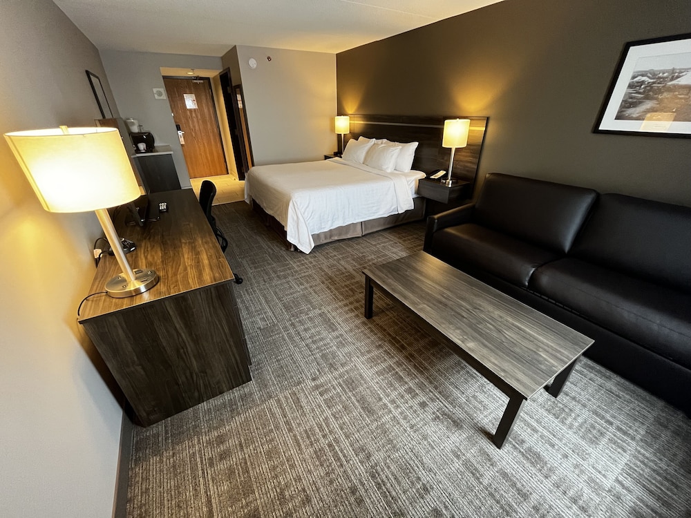 Canad Inns Destination Centre Brandon 38/51
