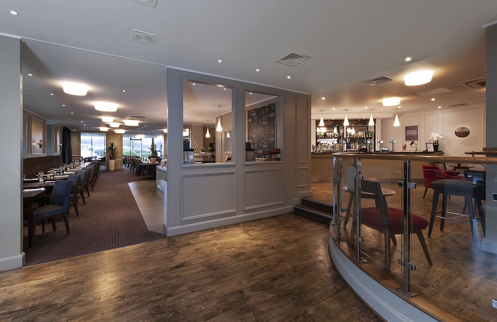 Mercure Telford Centre 4/69