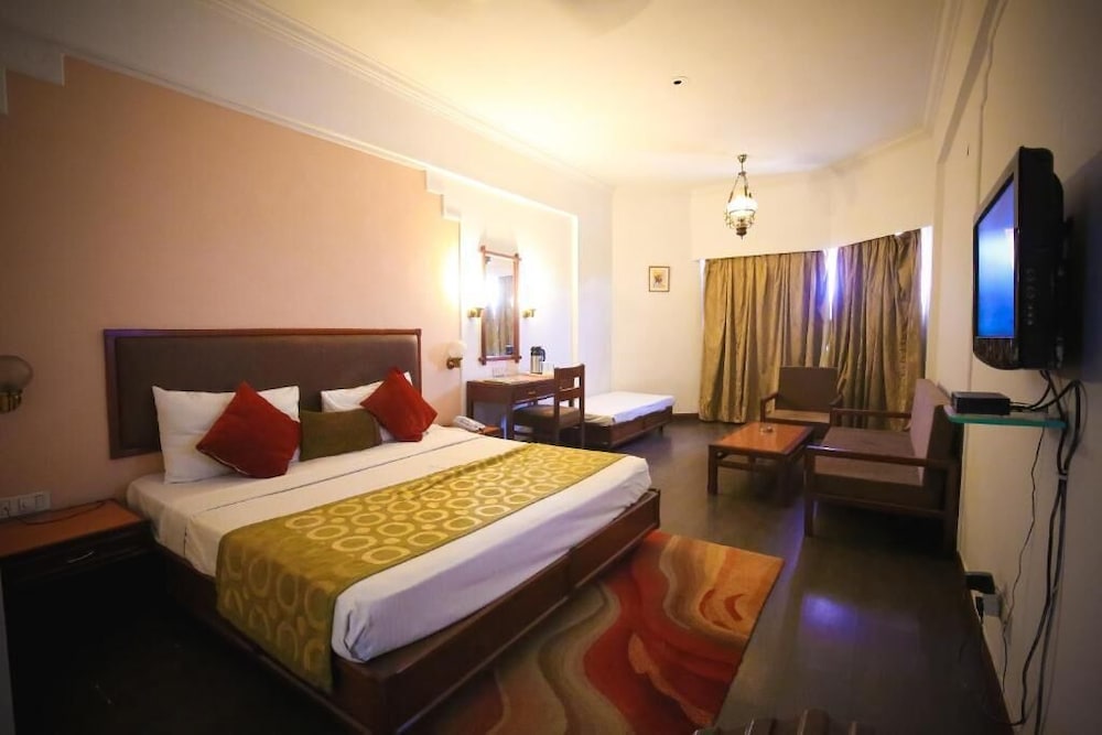 Gwalior Regency 11/62