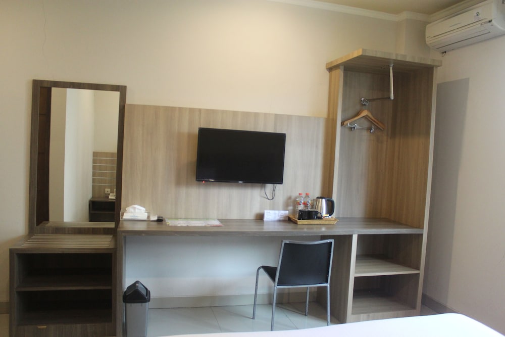 Grand Senggigi Hotel 16/24