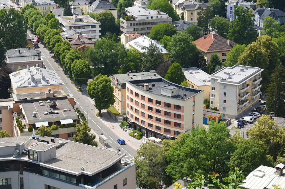 Hotel Neutor Betriebs Gmbh Formerly Am Neutor Hotel Salzburg Zentrum 4/62