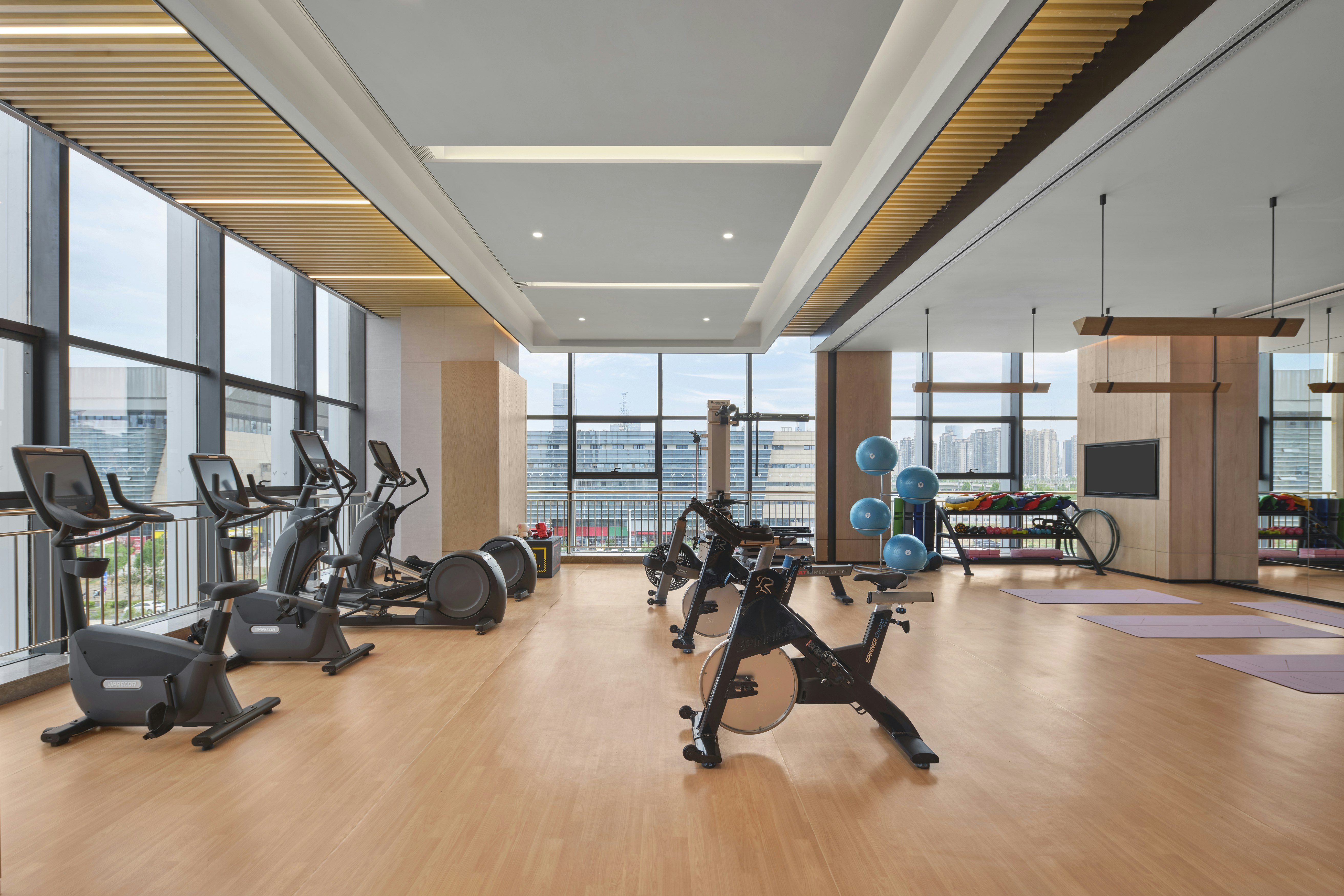 DoubleTree by Hilton Zhengzhou East 18/41