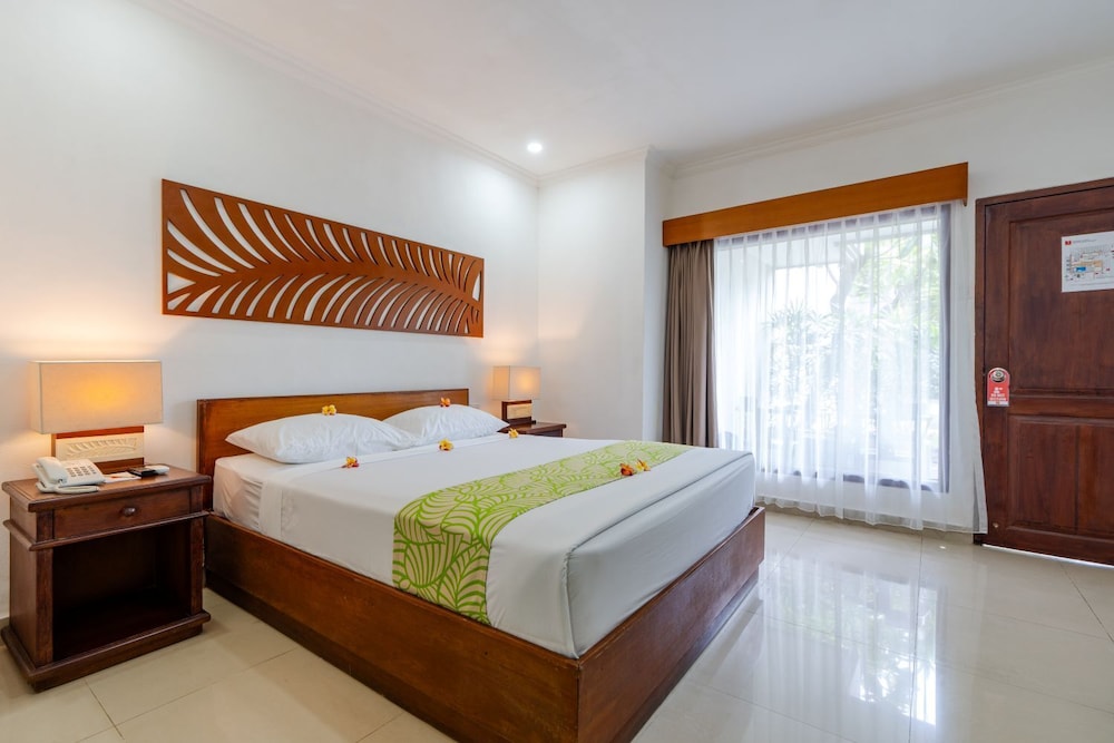 DEWI SRI HOTEL 30/70