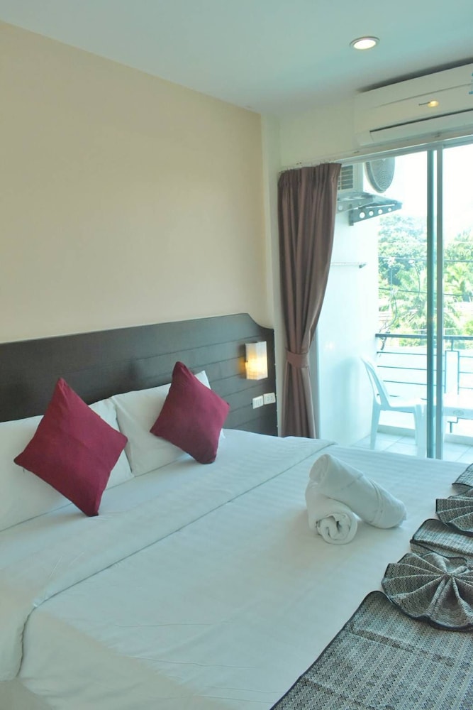Outdoor Inn Kata Hotel 17/50