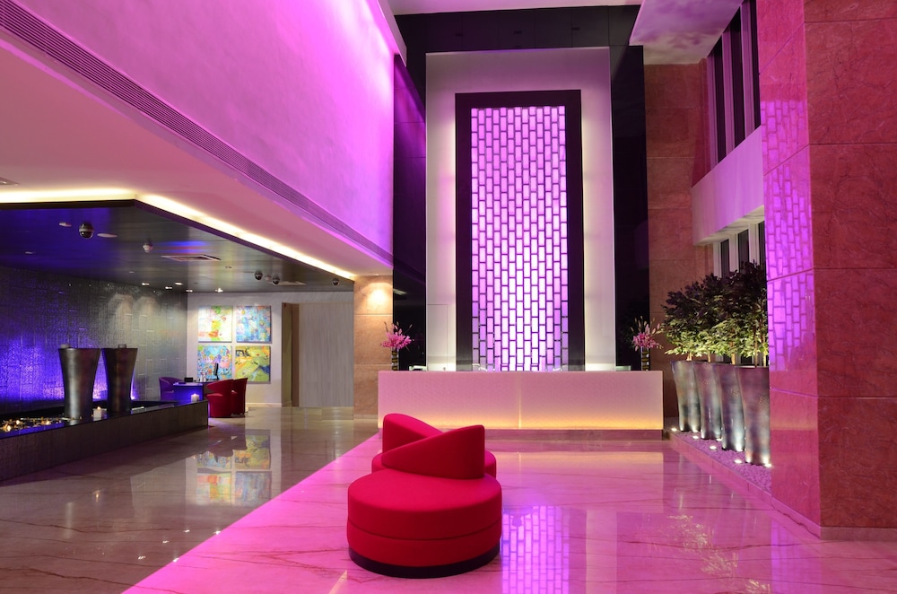 E HOTEL 9/68