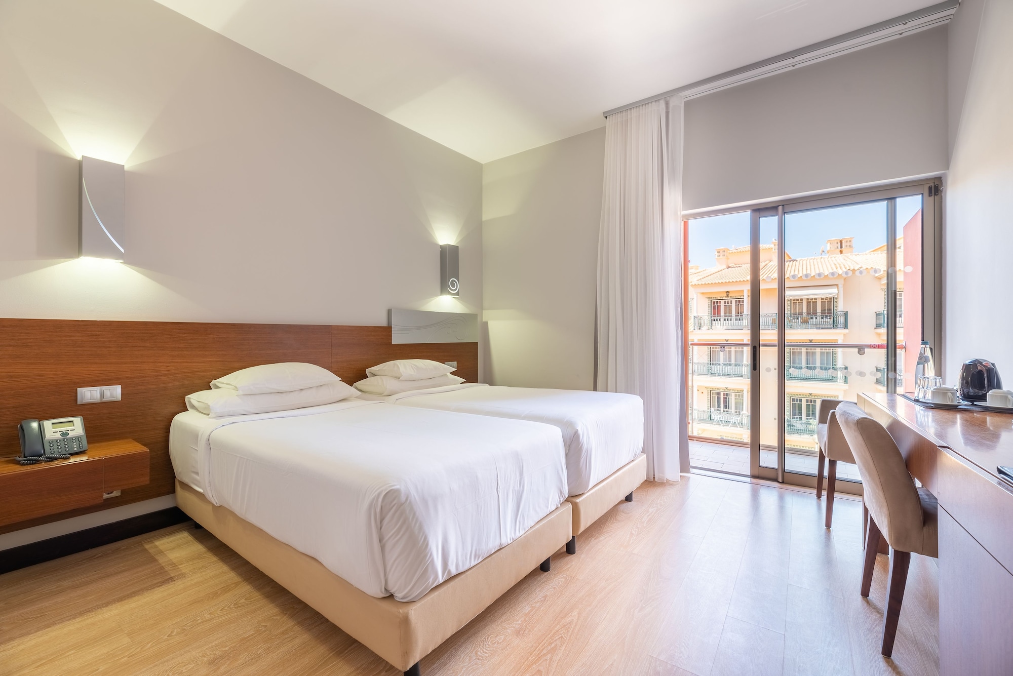STANDARD, DOUBLE OR TWIN BED