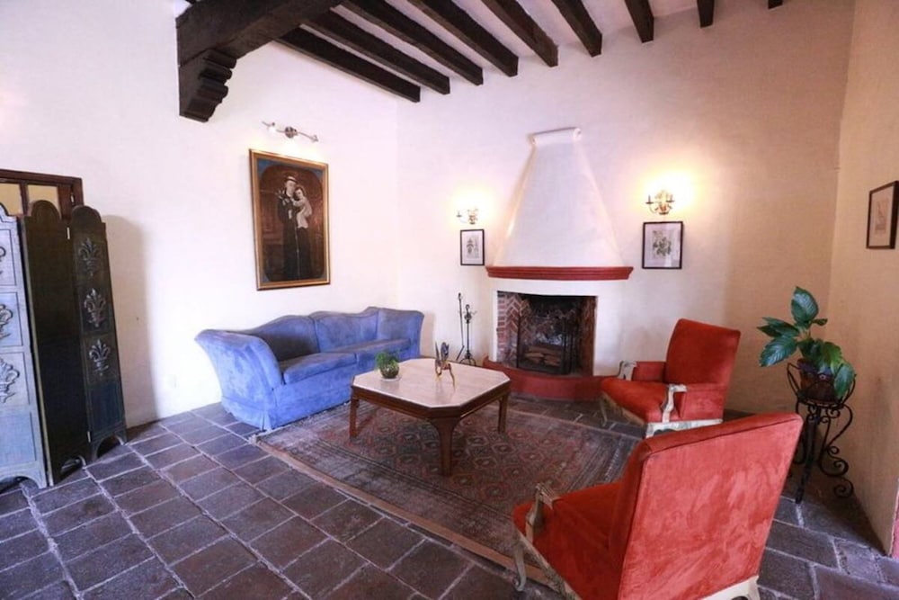 Hotel Casa Colonial 41/68