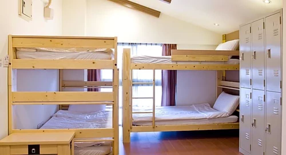 DONGMEN HOTEL 29/54