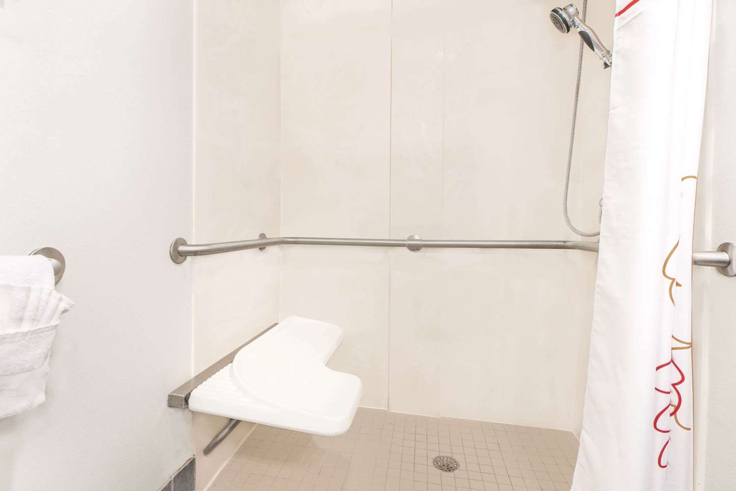 Hawthorn Suites by Wyndham Lubbock 92/92