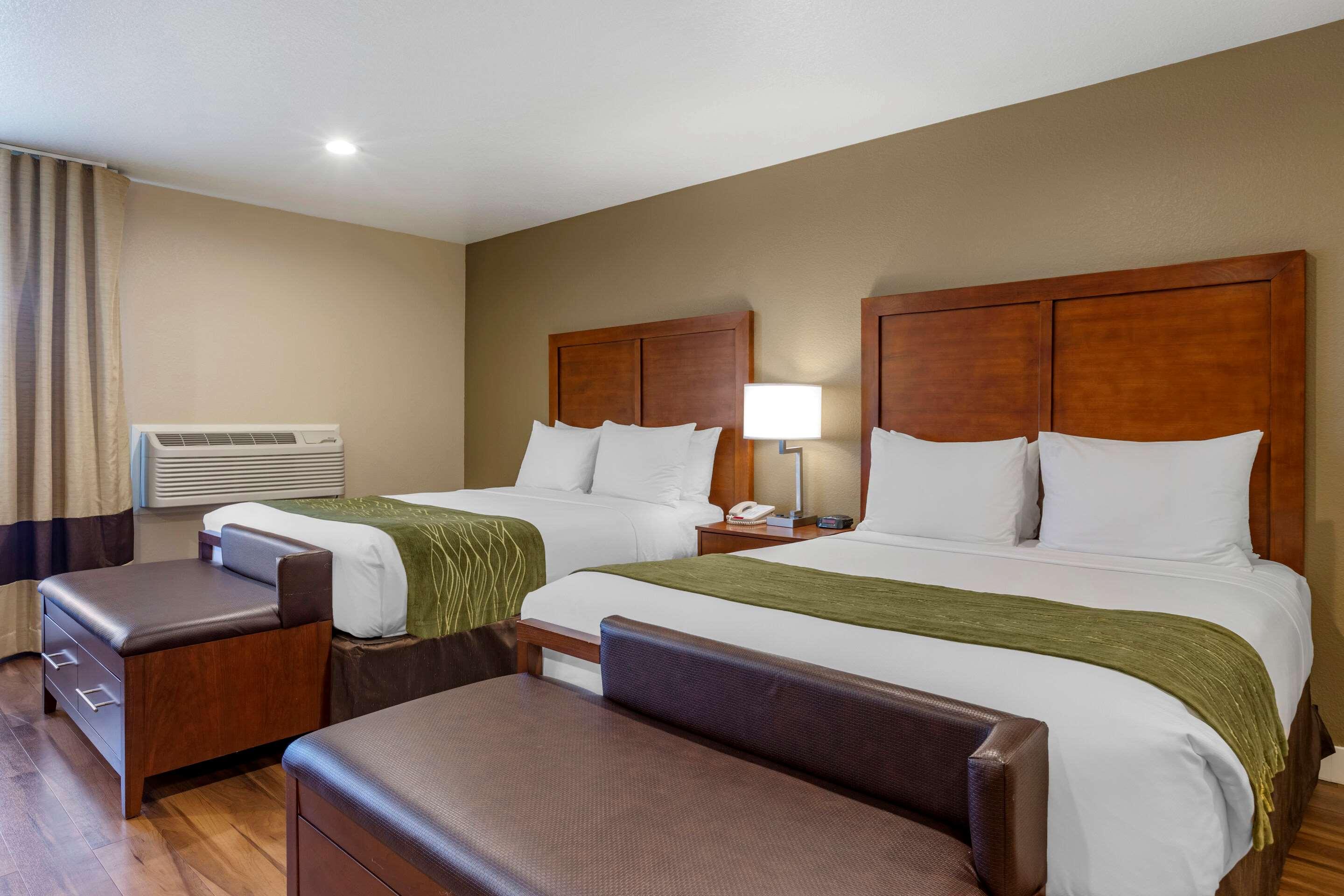 Efficiency, Suite, 2 Queen Beds