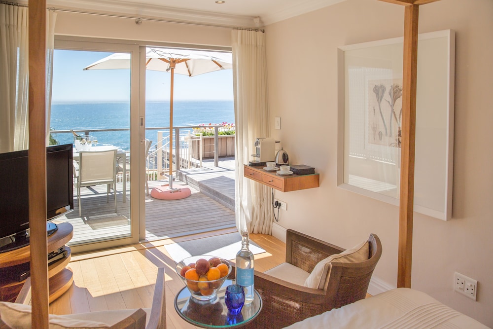 Compass House Boutique Hotel 31/48