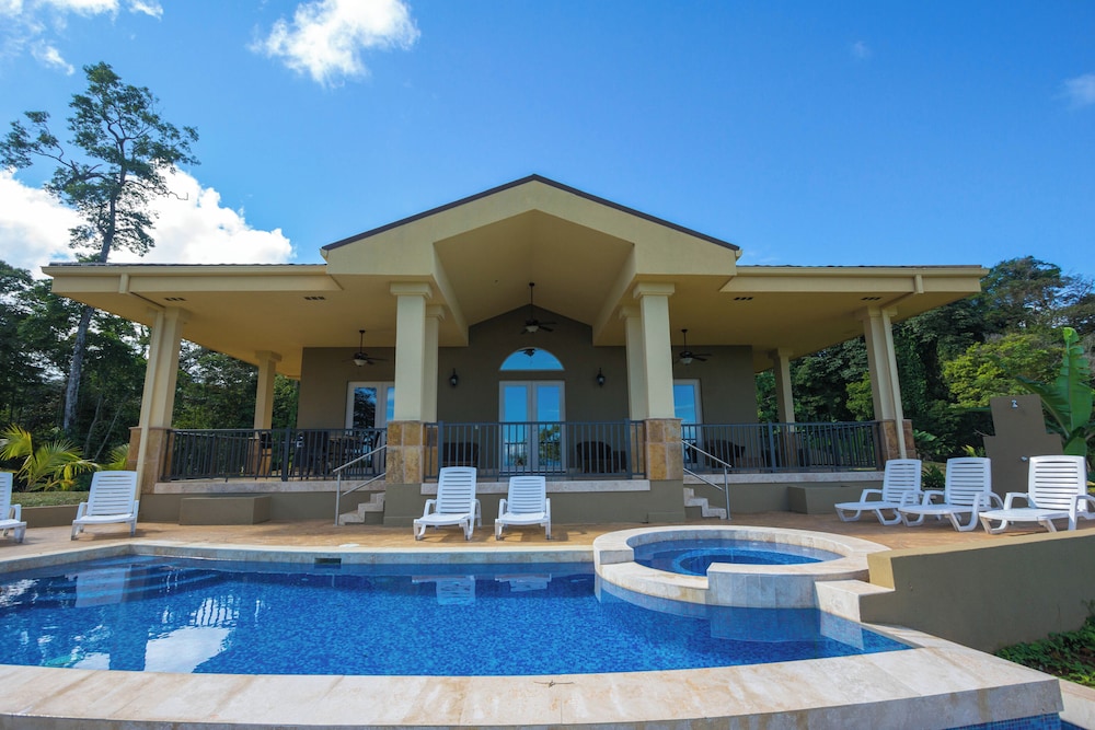 swimming pool spa