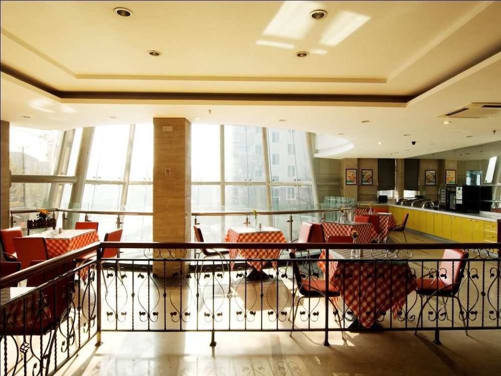 Jinjiang Inn Shanghai Longcao Rd 43/45
