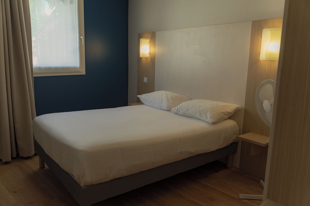 The Originals City Hotel Le Lion Dorr Chinon Inter Hotel 20/76