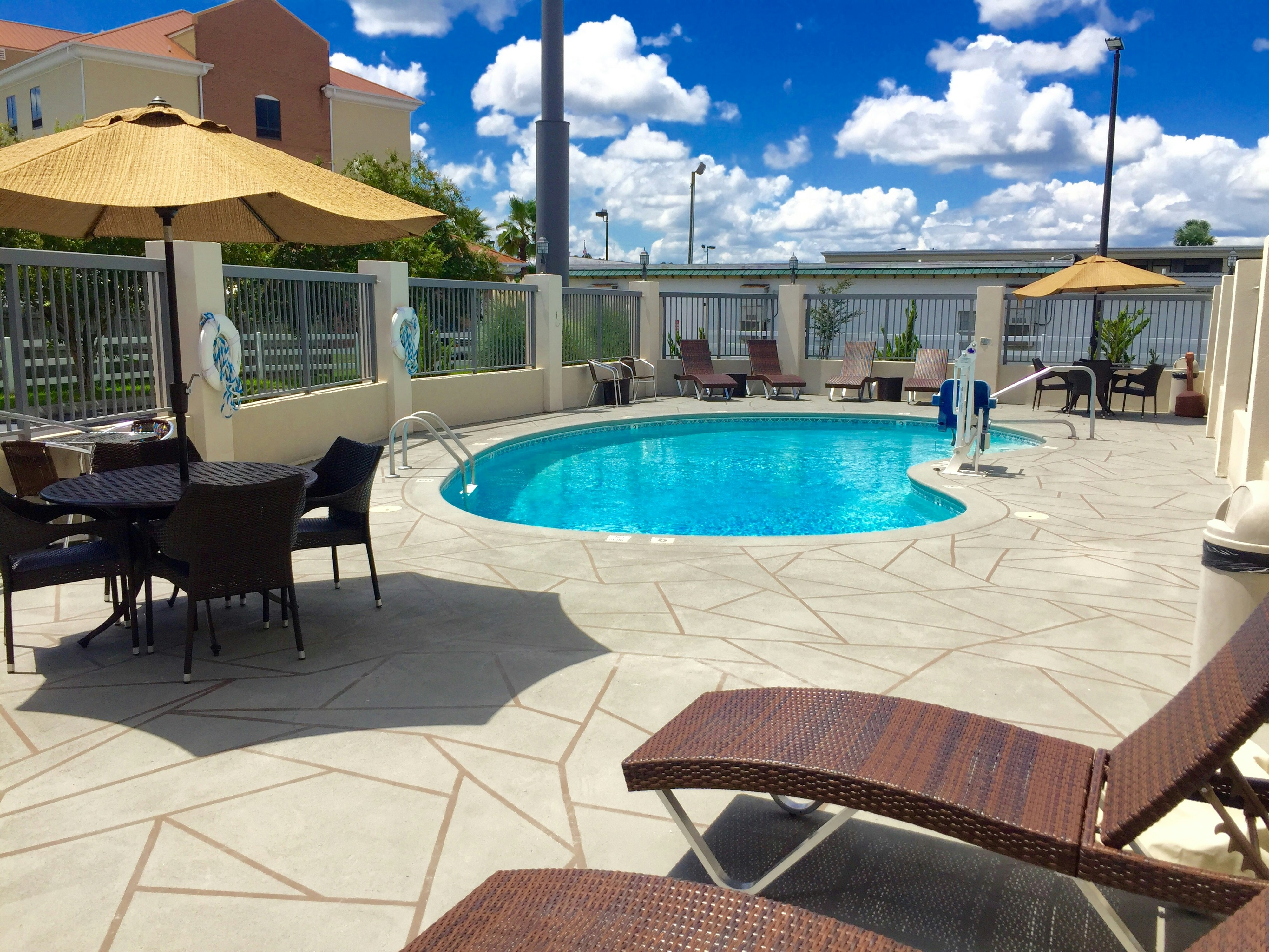 Hampton Inn Waycross 27/29