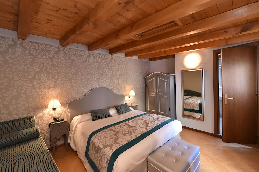 Villa Rosa 22/49