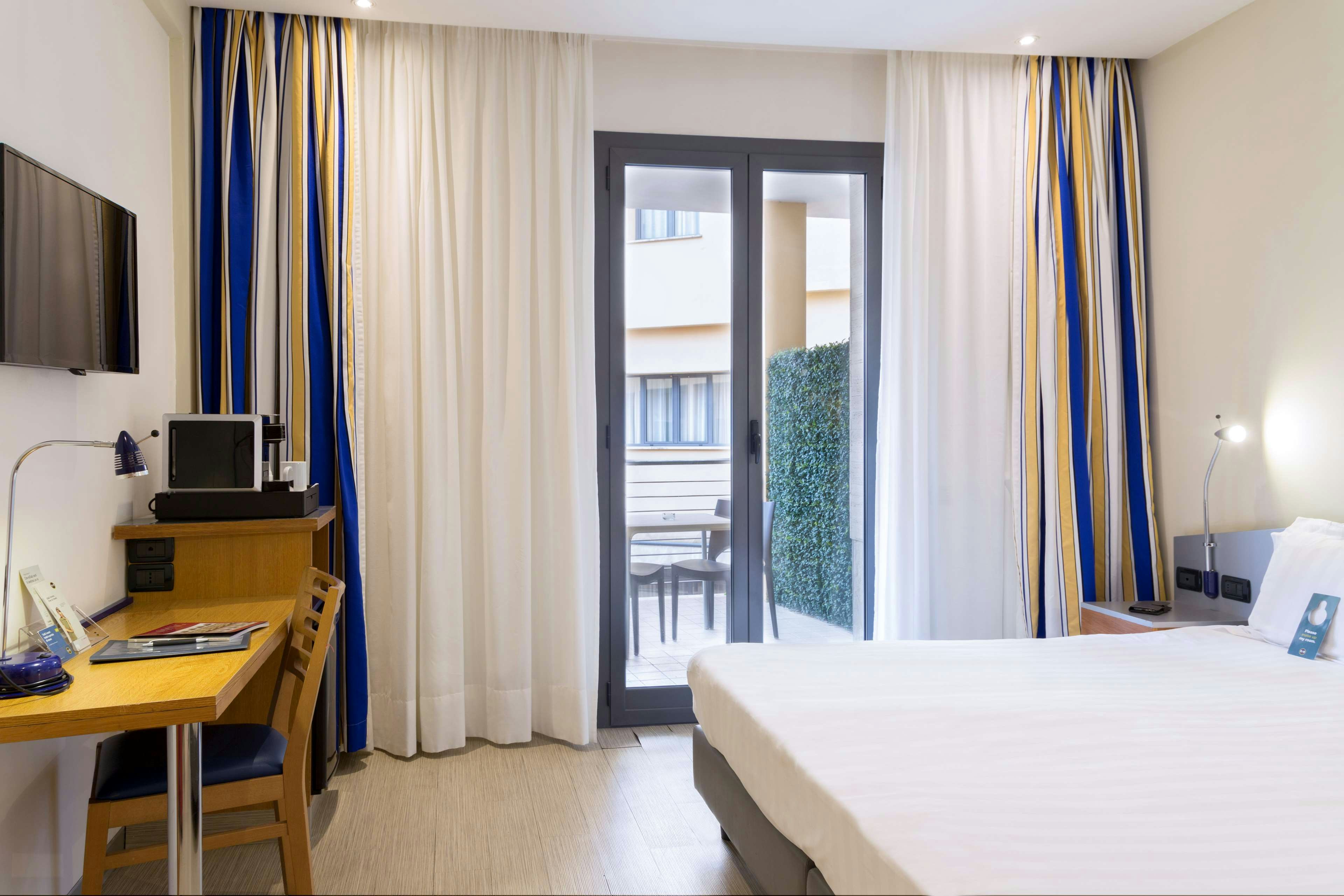 B&B Hotel Roma Tuscolana San Giovanni 16/41