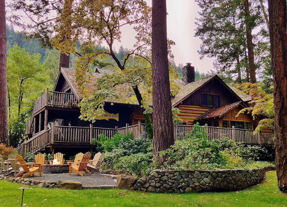 Weasku Inn 43/50