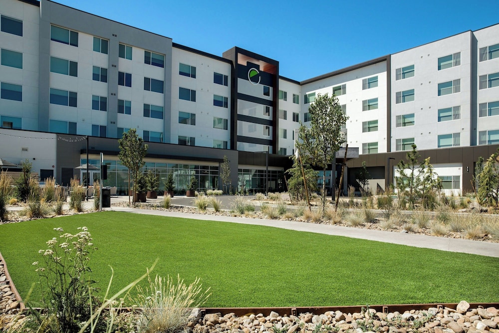 Element Reno Experience District 47/50