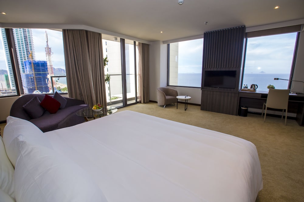Alana Nha Trang Beach Hotel 31/83
