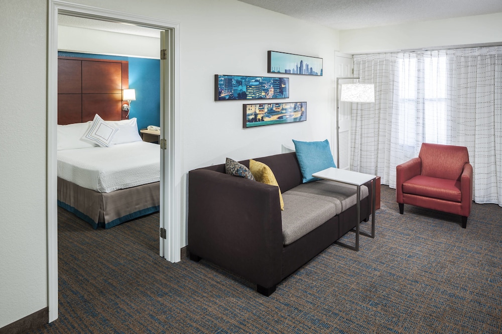 Residence Inn by Marriott Kansas City Overland Park 23/50