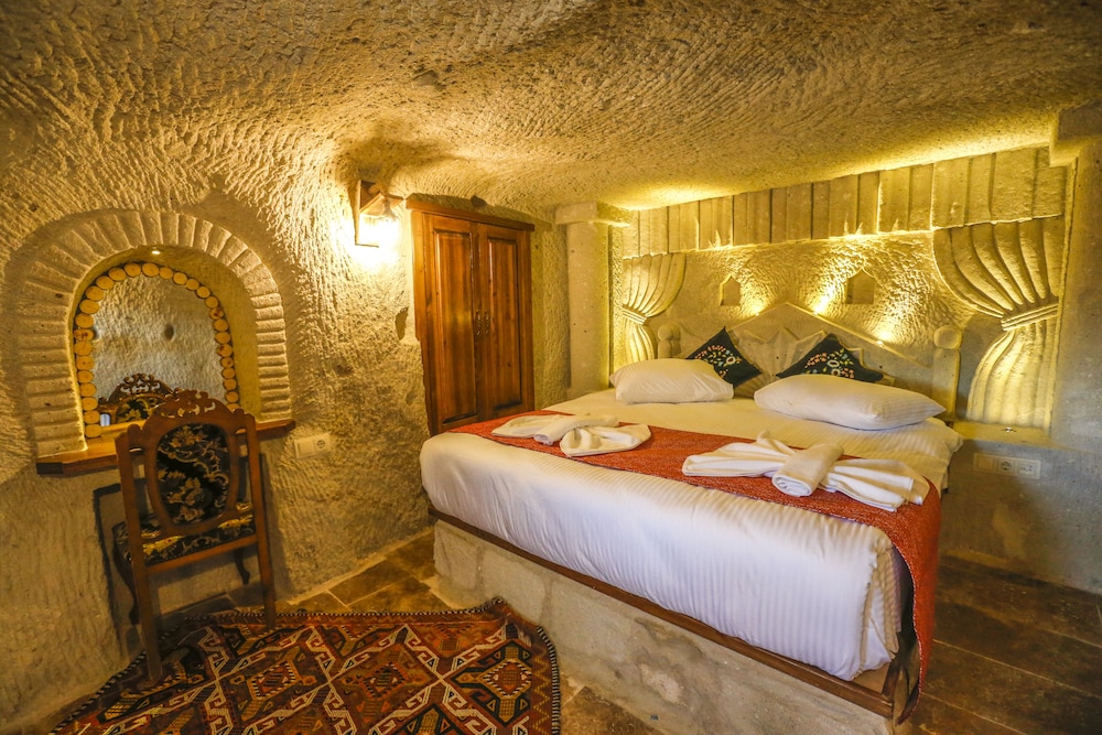 Nar Cave House & Swimming Pool 22/84