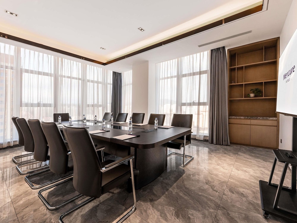 Mercure Xining Haihu CBD 38/50