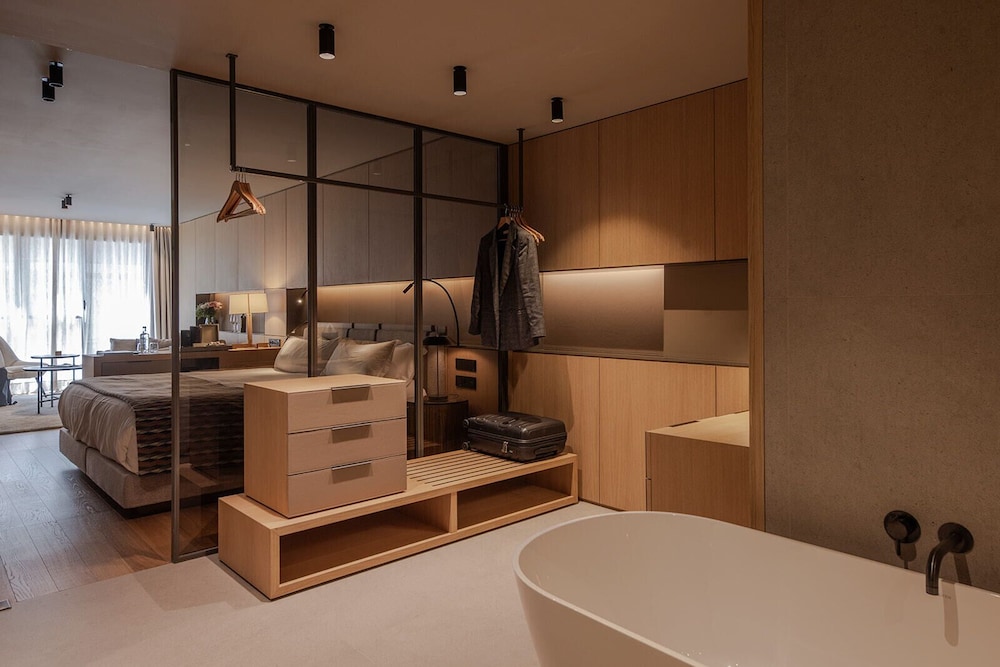The Blackpine Hotel, Small Luxury Hotels 27/46