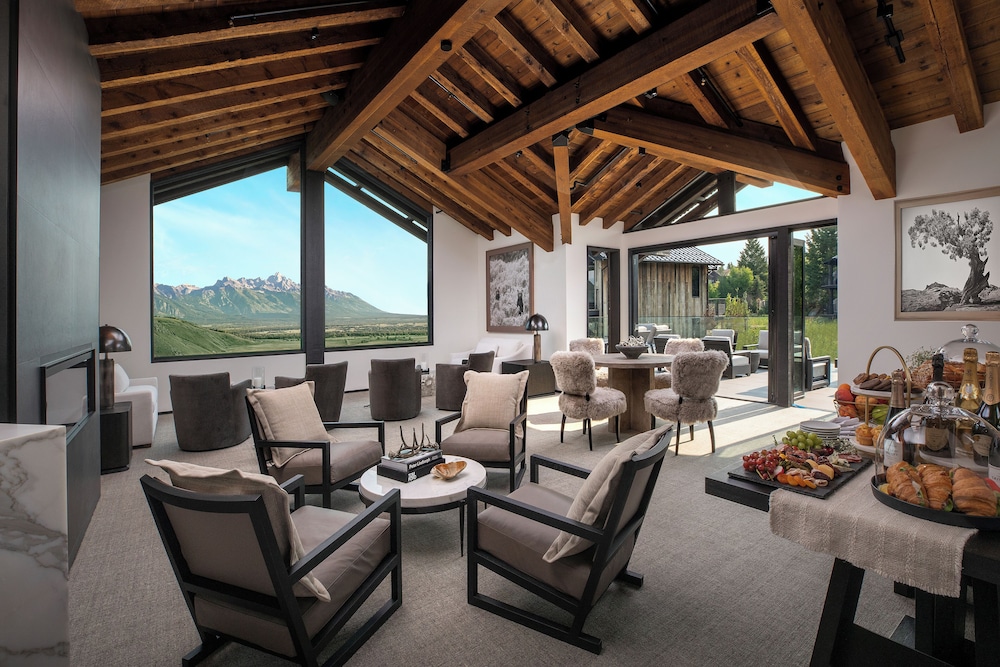 Hotel Yellowstone at Jackson Hole 32/50