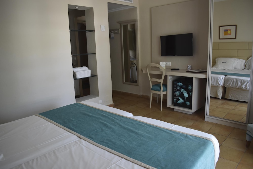 Hotel Cala d Or - Adults Only 24/69