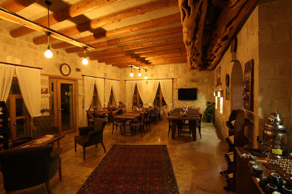 Mahzen Cave Hotel 31/55