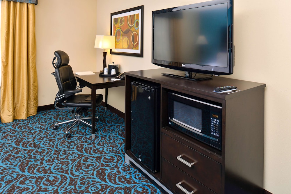 Hampton Inn by Hilton Dayton South 33/35