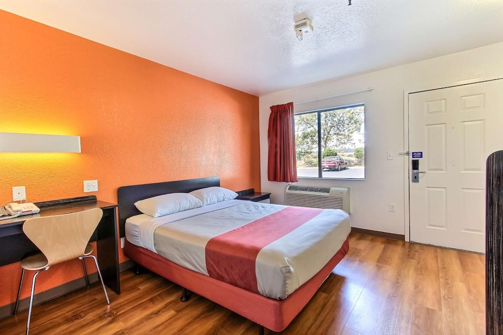 Motel6 Watsonville, CA - Monterey Area 22/64