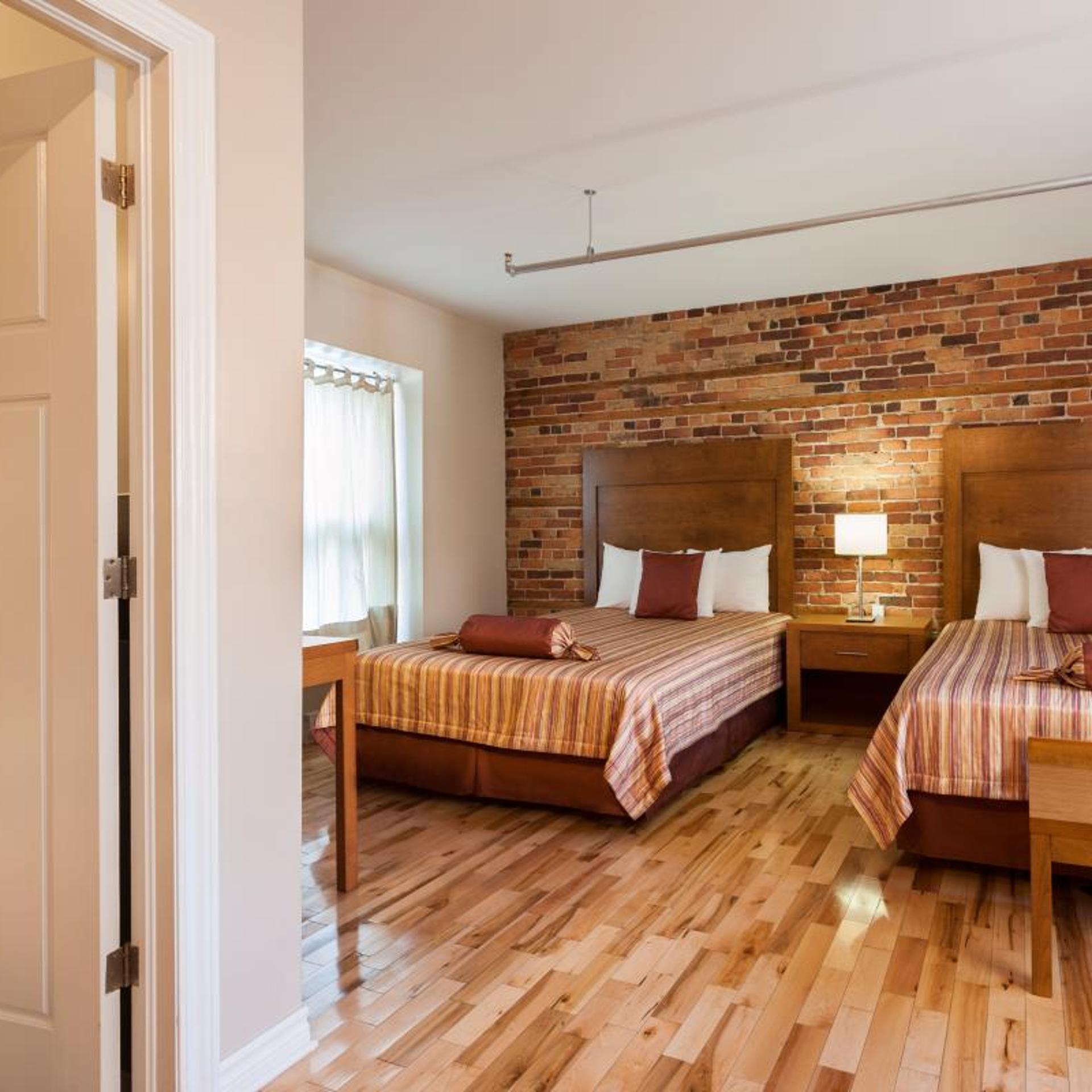 Superior, 2 Queen Beds