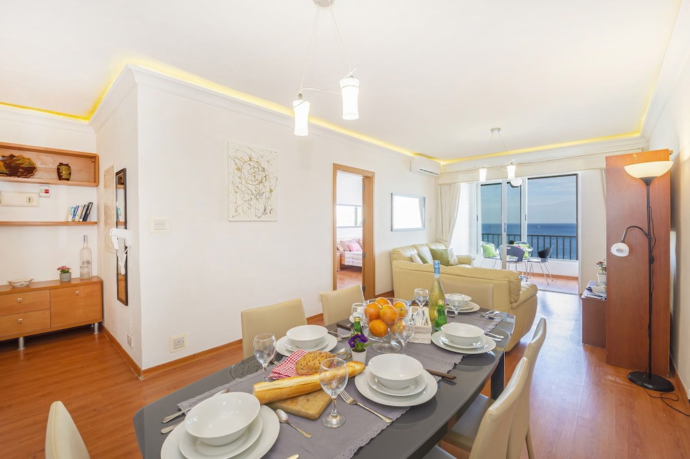 Spinola Bay Apartment 15/40