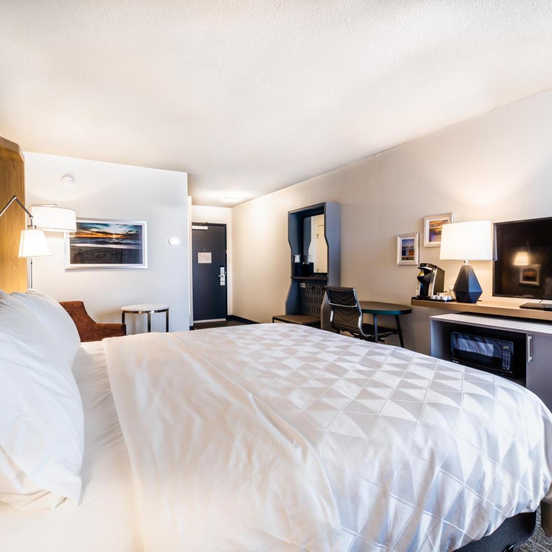 Leisure, King Bed
