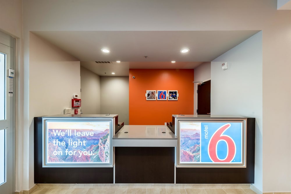Lobby at Motel6 Fort Worth, TX - North - Saginaw, FORT WORTH - TX