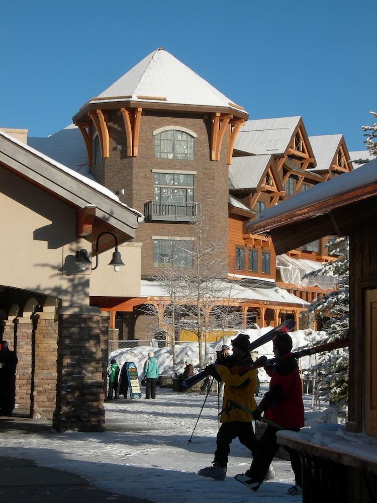 The Village Center At Big Sky Resort 59/70