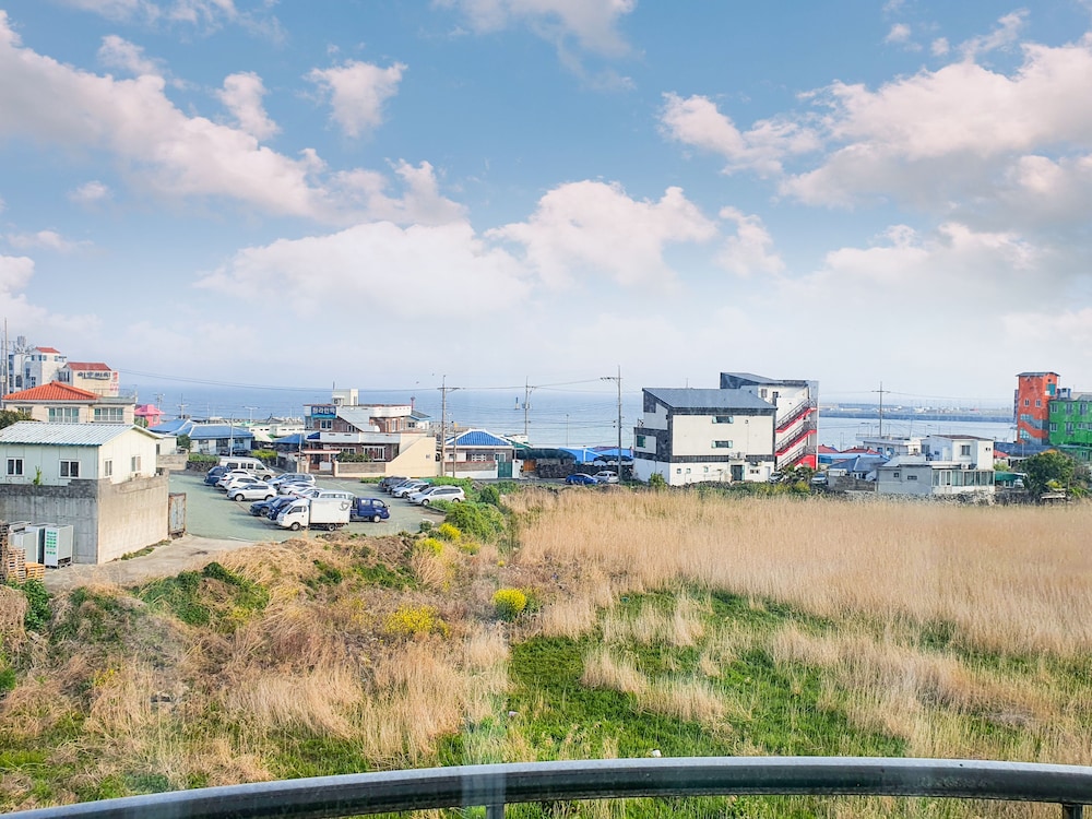 Jeju Ocean Family Hotel 69/75