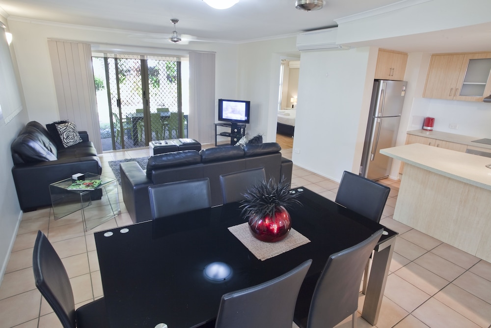 Marlin Cove Resort 53/72