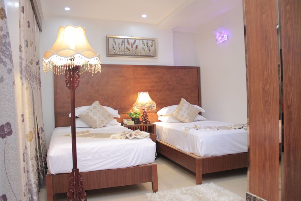 Zimbo Golden Hotel 9/37