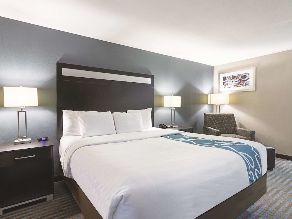 La Quinta Inn & Suites by Wyndham Glendive 8/56