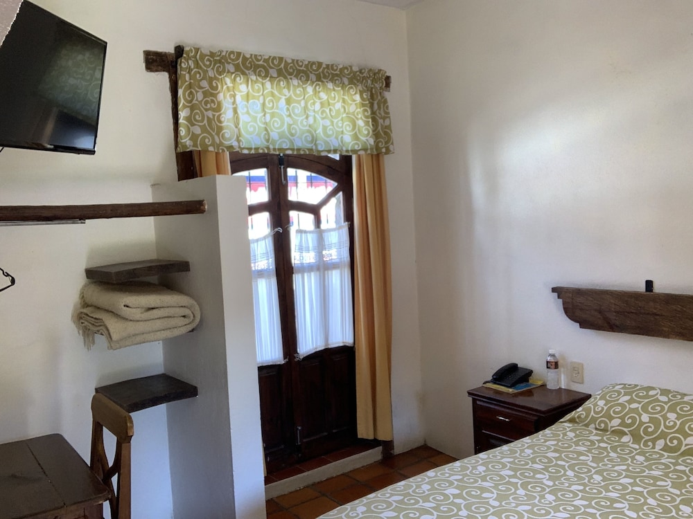 Hotel Posada Don Ramón 28/45