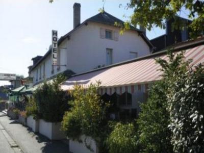 LOGIS AUBERGE DES VIEUX CHENES 3/25
