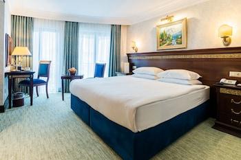 Room, Single, Double Bed