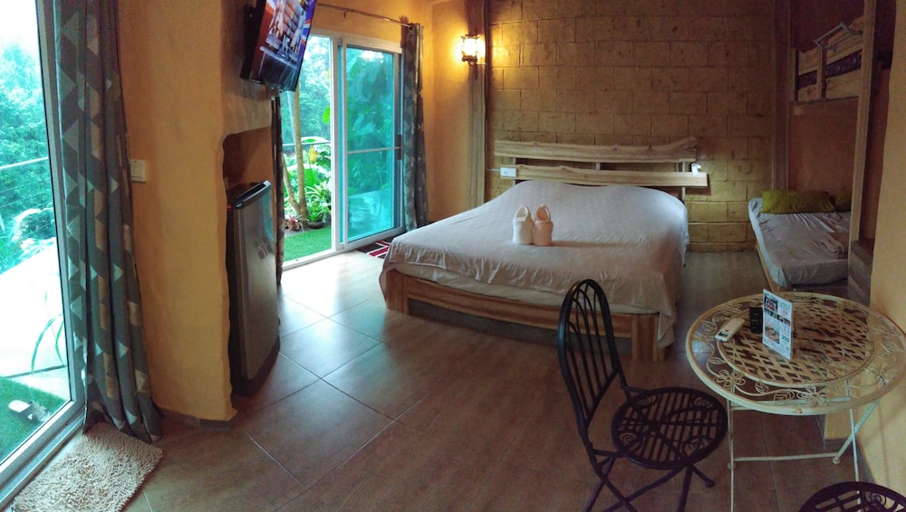 Baandin Chiewlarn Resort 43/68