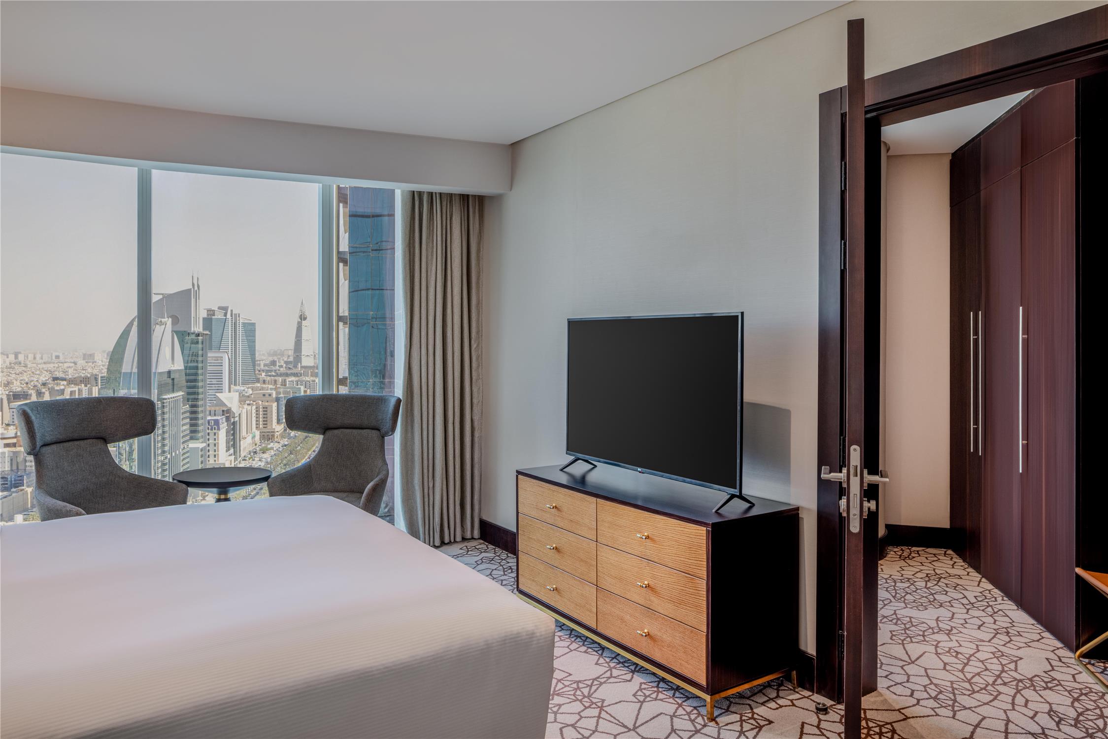 1 Bedroom, Residential, Deluxe, Suite